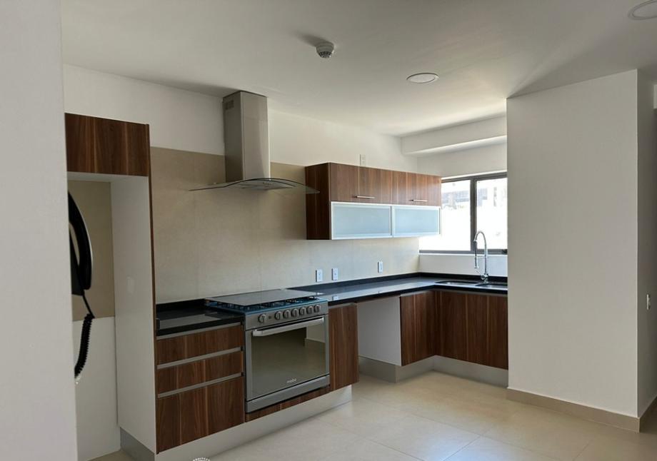 Imagen de departamento en renta en club de golf valle escondido, atizapán de zaragoza, estado de méxico