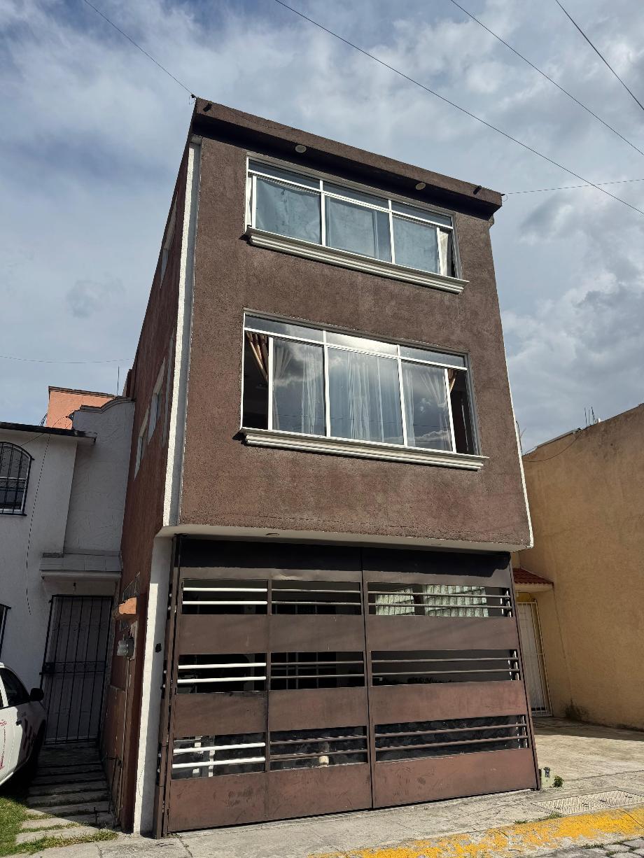 Imagen de casa en venta en los sauces i, toluca, estado de méxico