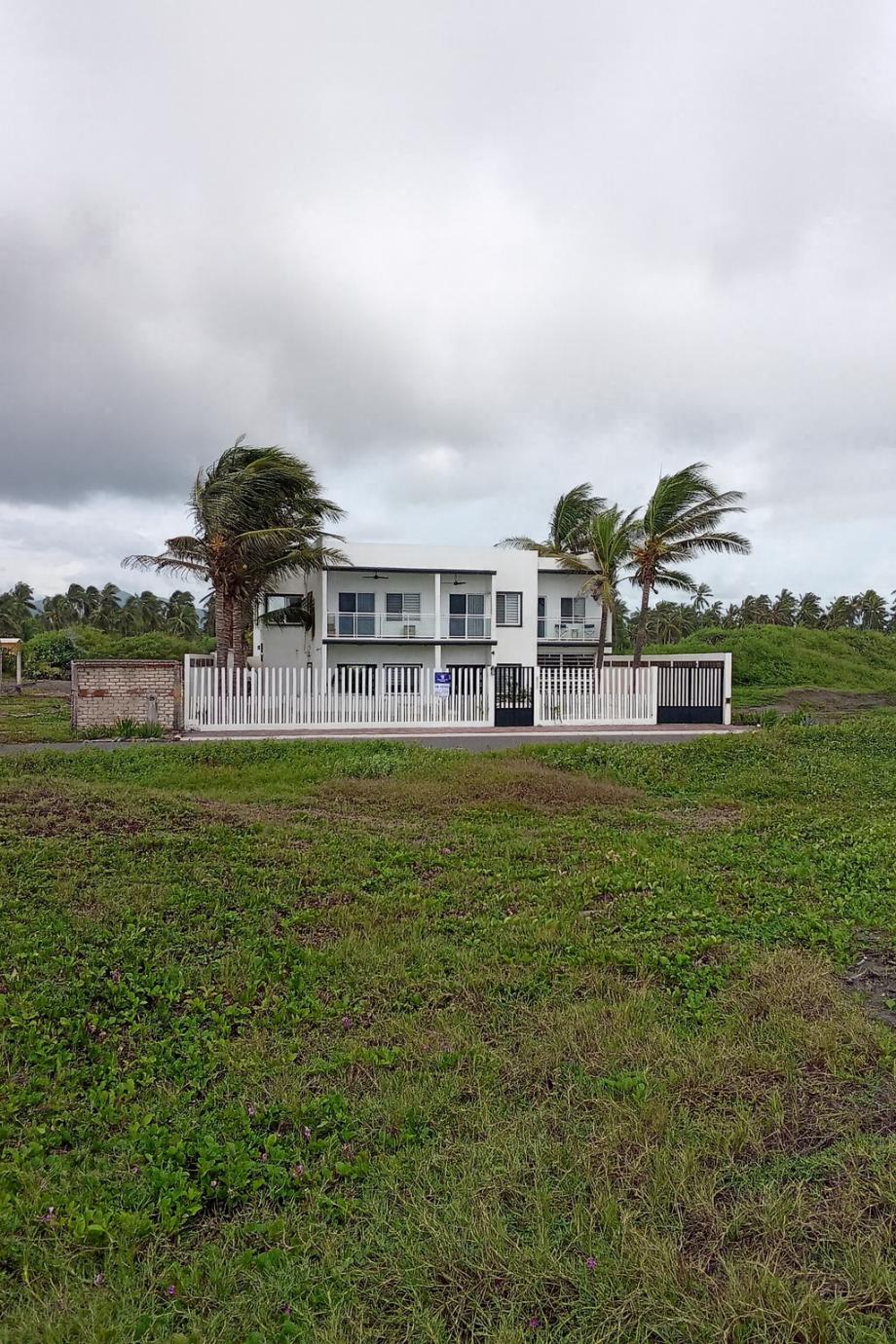 Imagen de casa en venta en cuyutlán, armería, colima