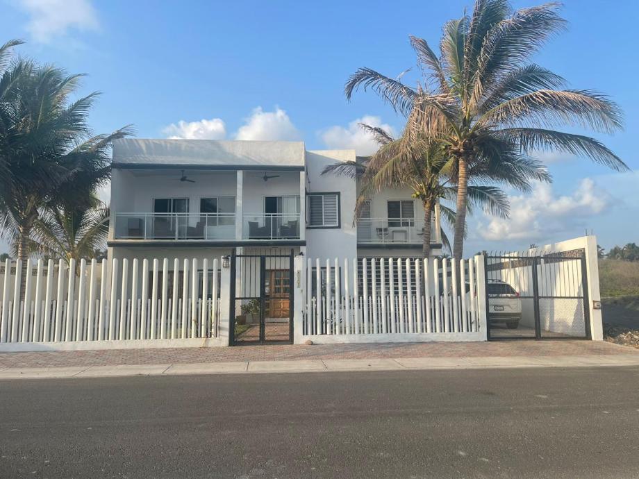 Imagen de casa en venta en cuyutlán, armería, colima