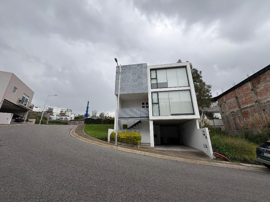 Imagen de casa en renta en residencial lago esmeralda, atizapán de zaragoza, estado de méxico