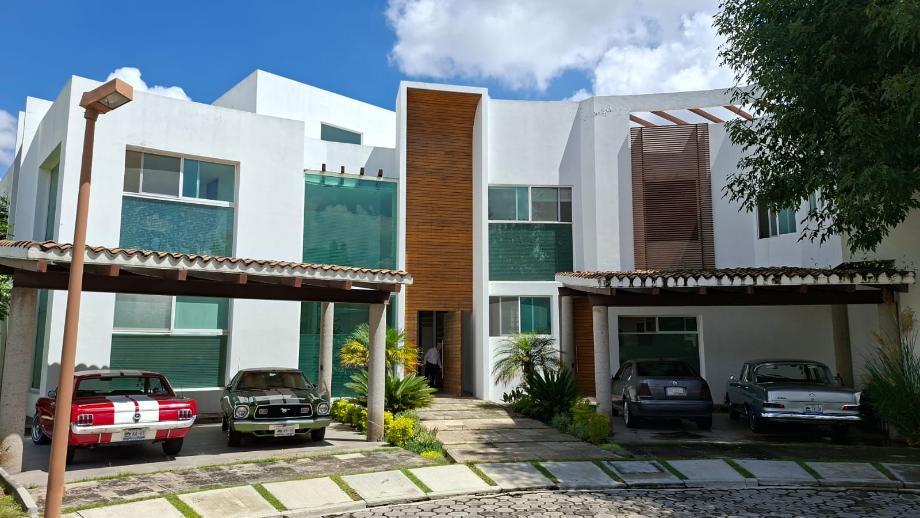 Imagen de casa en venta en los sauces, puebla, puebla