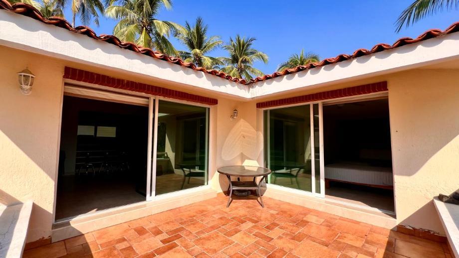 Imagen de departamento en venta en península de santiago, manzanillo, colima