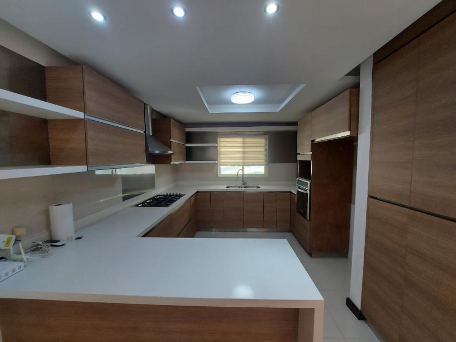 Imagen de casa en renta en privadas sierra madre residencial, santa catarina, nuevo león