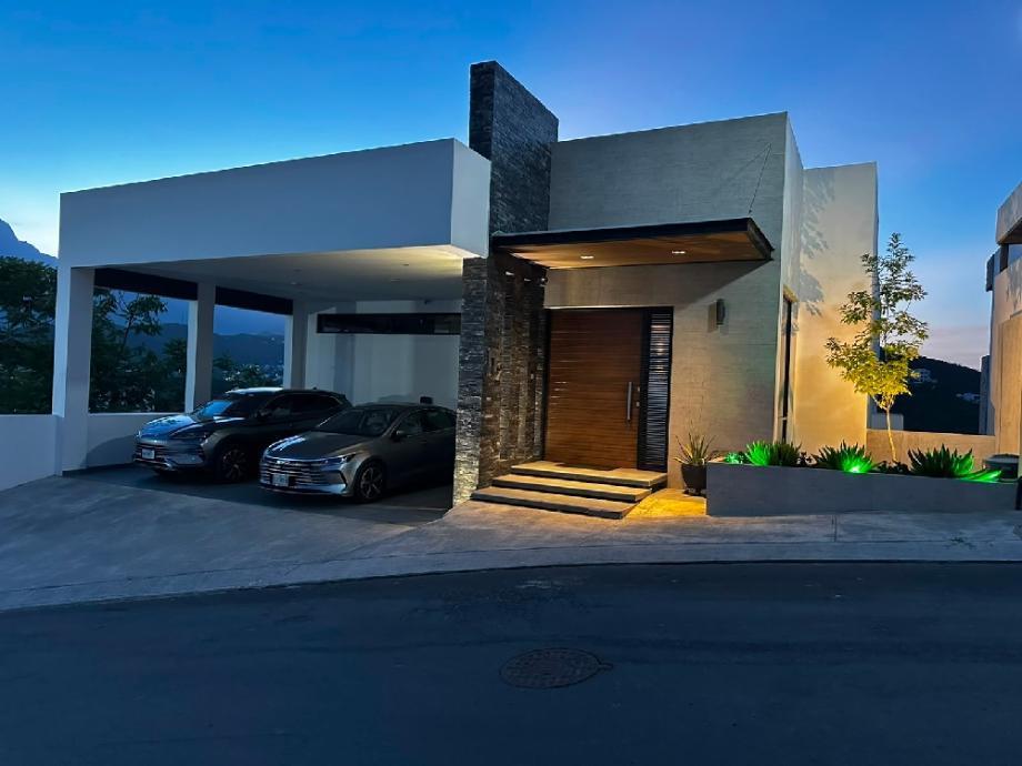 Imagen de casa en renta en lomas de valle alto, monterrey, nuevo león