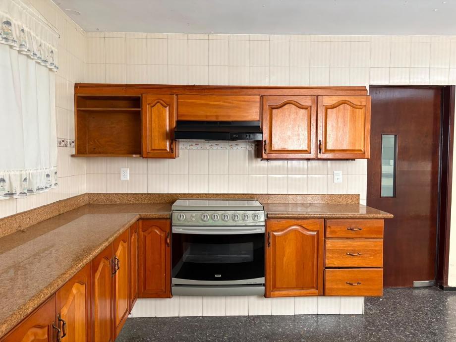 Imagen de casa en renta en contry tesoro, monterrey, nuevo león
