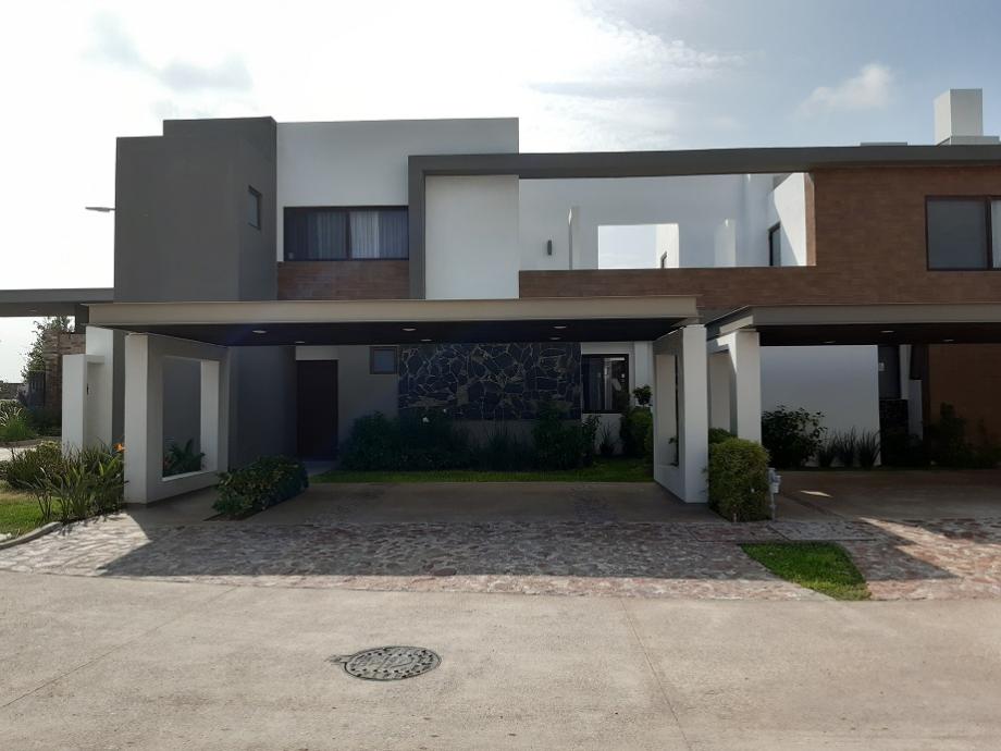 Imagen de casa en venta en altozano la nueva laguna, gómez palacio, durango