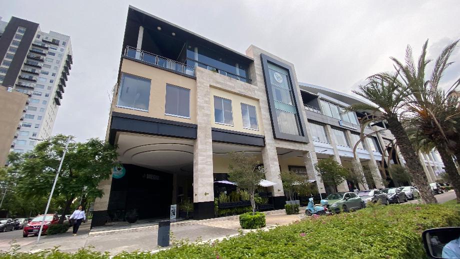 Imagen de local en venta en lomas de angelópolis, san andrés cholula, puebla