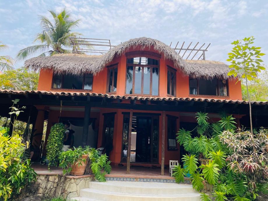 Imagen de casa en venta en puerto escondido (puerto escondido), san pedro mixtepec -dto. 22 -, oaxaca