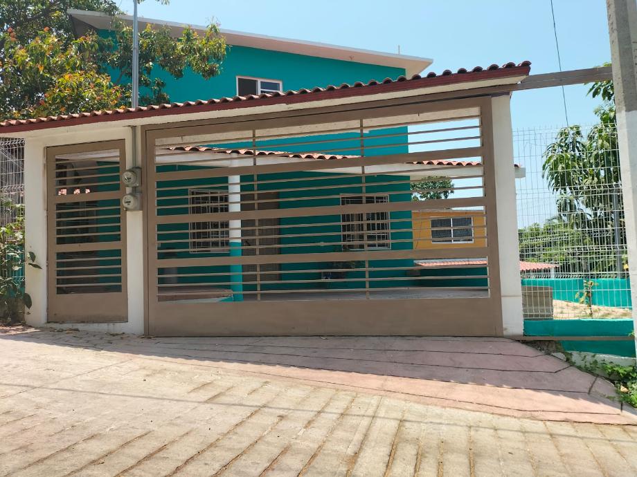 Imagen de casa en renta en puerto escondido (puerto escondido), san pedro mixtepec -dto. 22 -, oaxaca