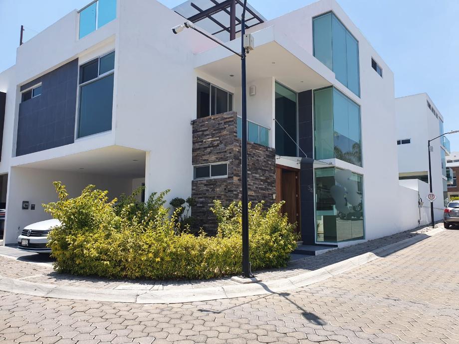 Imagen de casa en renta en lomas de angelópolis ii, san andrés cholula, puebla