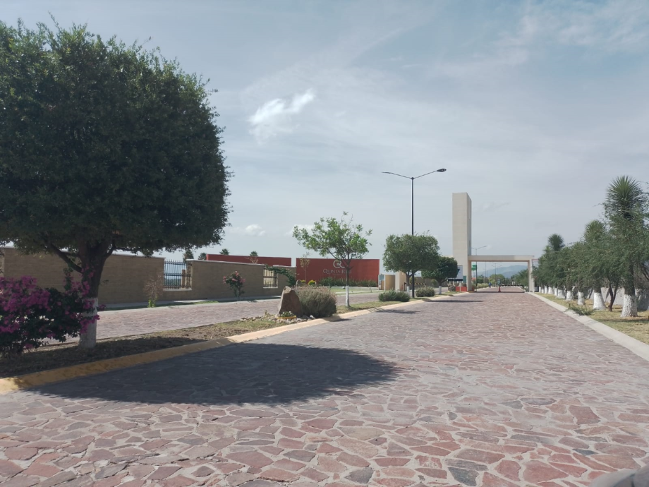 Imagen de terreno en venta en santa elena de la cruz (san josé de laguna), san miguel de allende, guanajuato