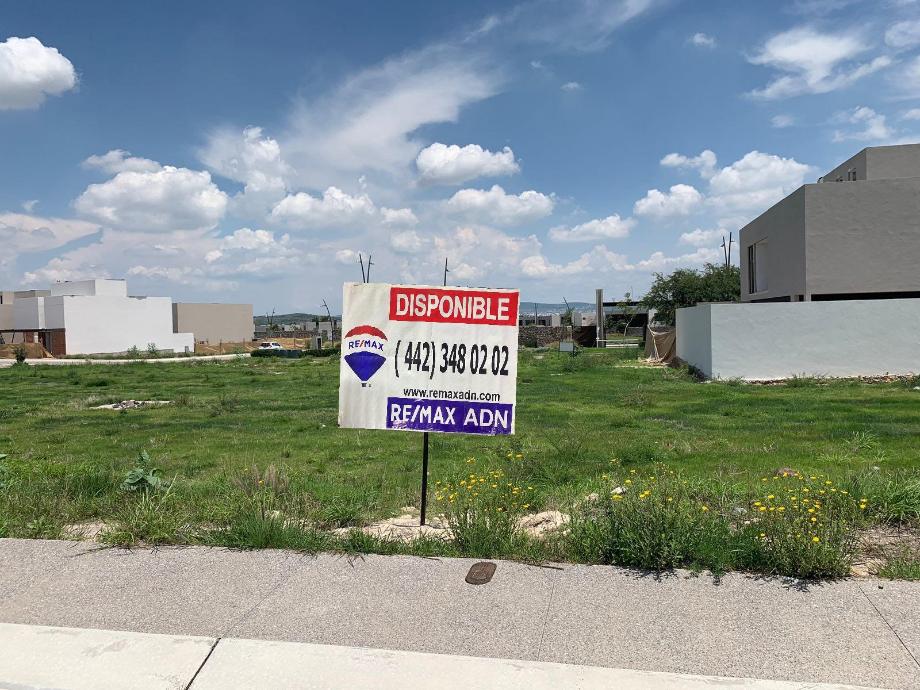 Imagen de terreno en venta en el campanario, querétaro, querétaro