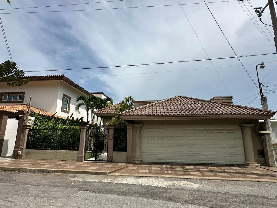 Imagen de casa en venta en águila, tampico, tamaulipas