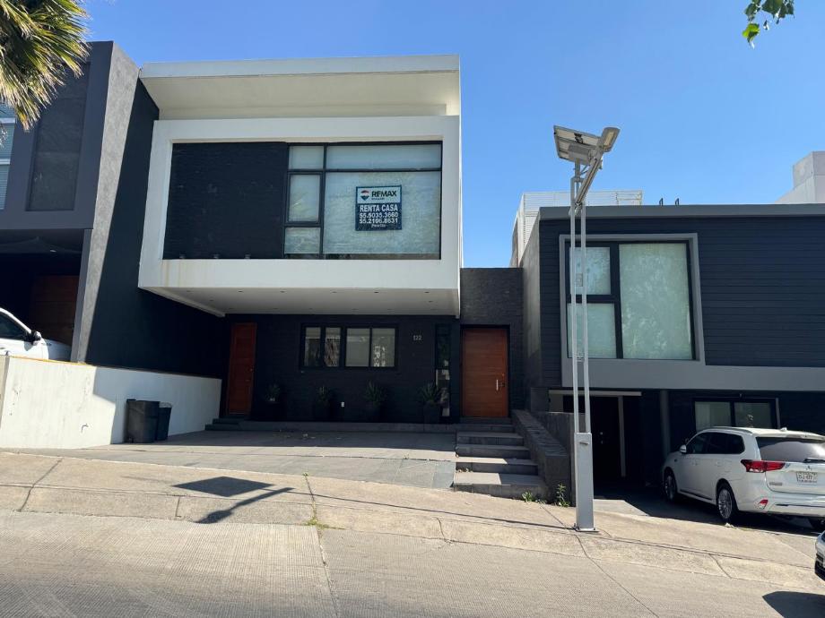 Imagen de casa en renta en bosque real, huixquilucan, estado de méxico