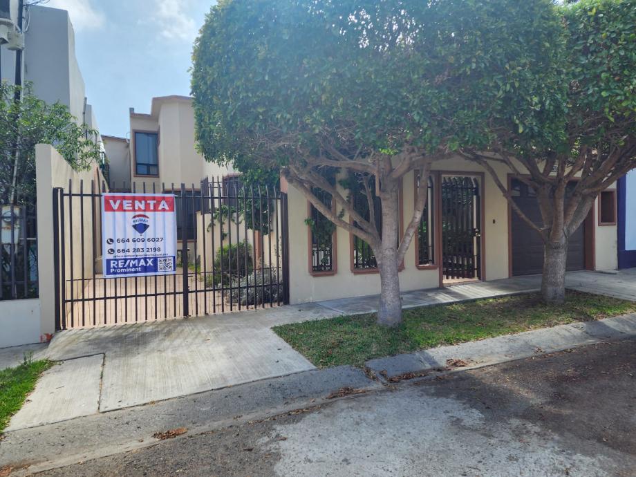 Imagen de casa en venta en playas de tijuana sección jardines, tijuana, baja california