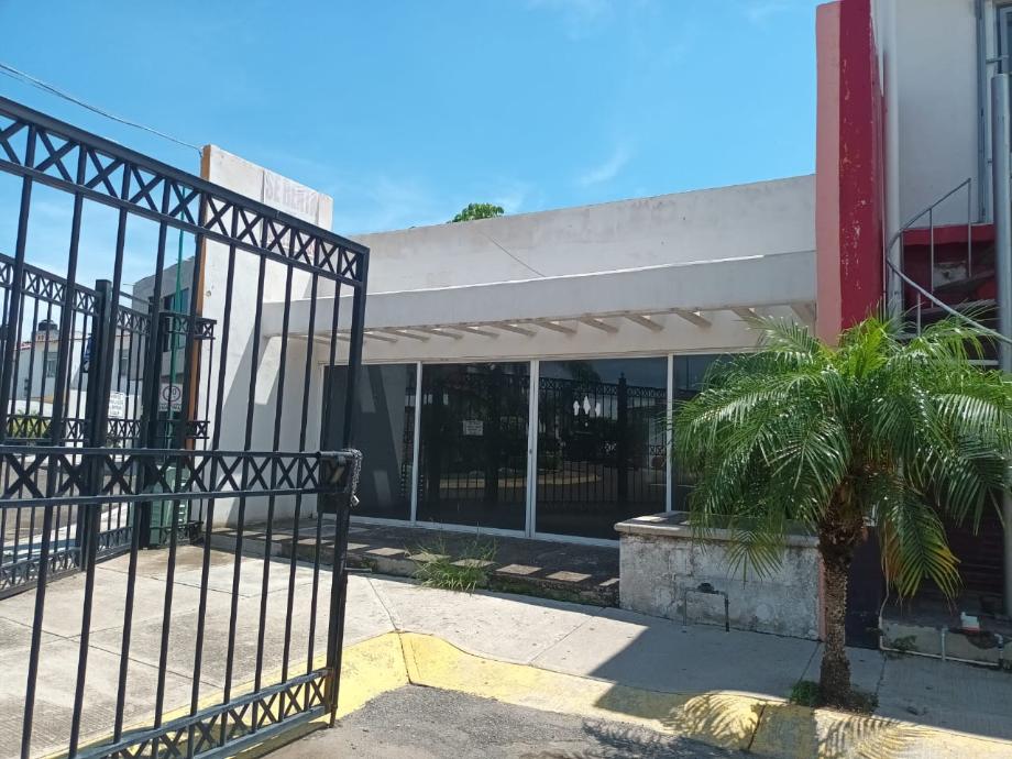 Imagen de local en venta en haciendas de santiago, irapuato, guanajuato
