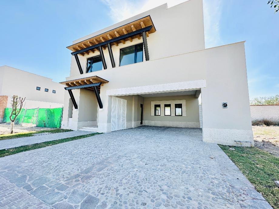 Imagen de casa en venta en altozano la nueva laguna, gómez palacio, durango