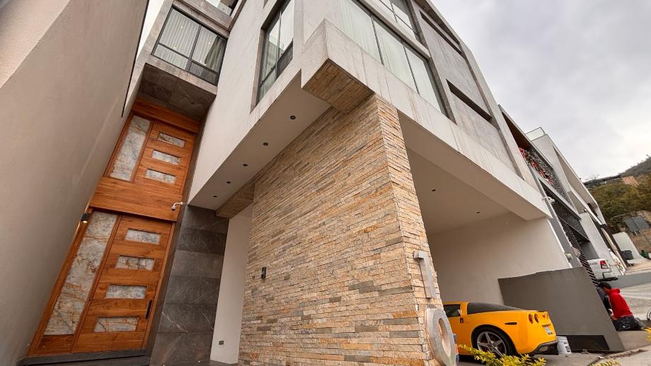 Imagen de casa en venta en monteleón, monterrey, nuevo león