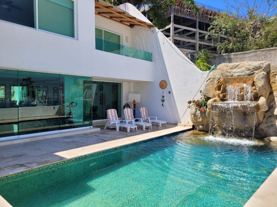 Imagen de casa en venta en playa guitarrón, acapulco de juárez, guerrero