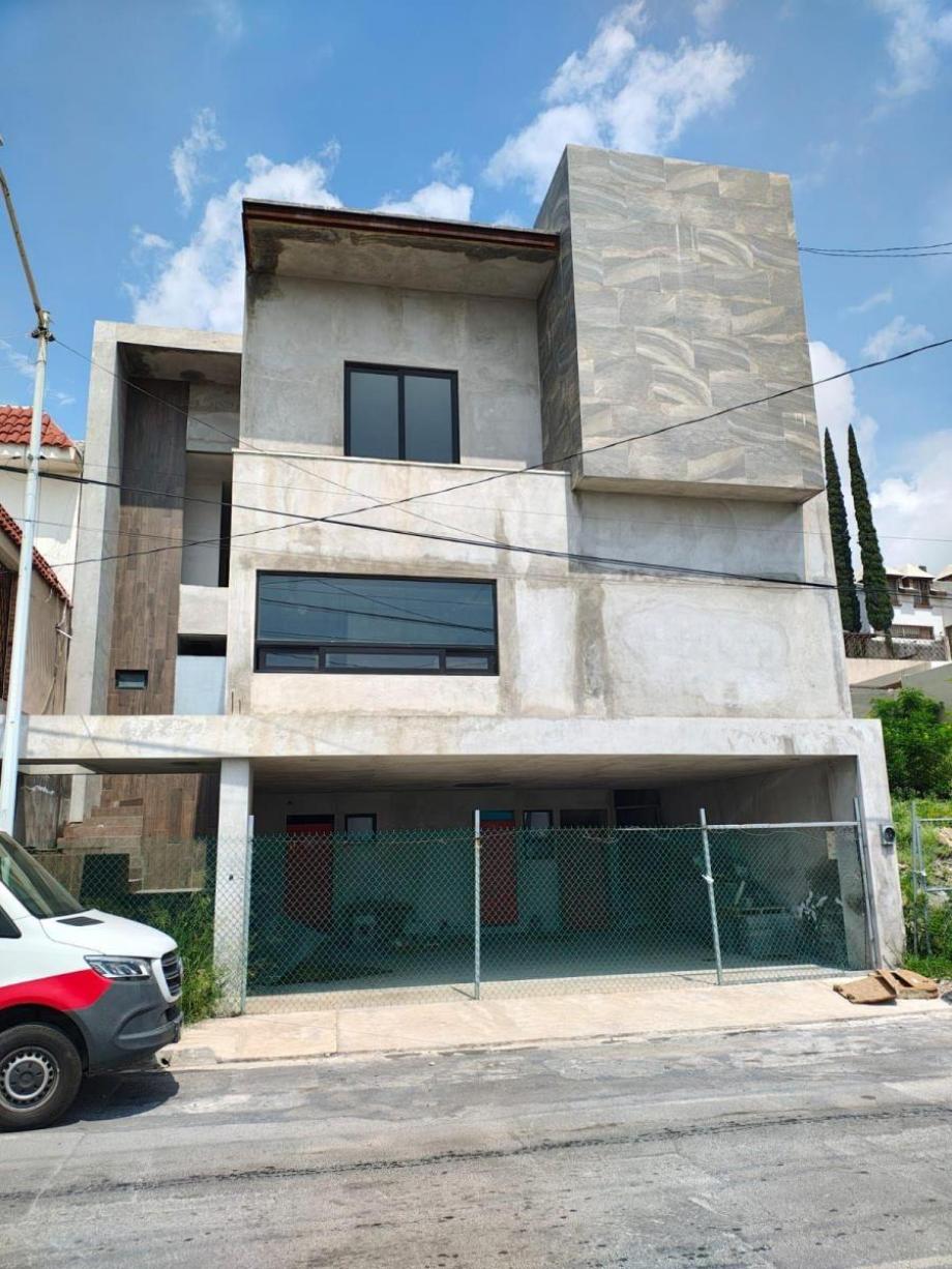 Imagen de casa en venta en lomas del roble sector 1, san nicolás de los garza, nuevo león