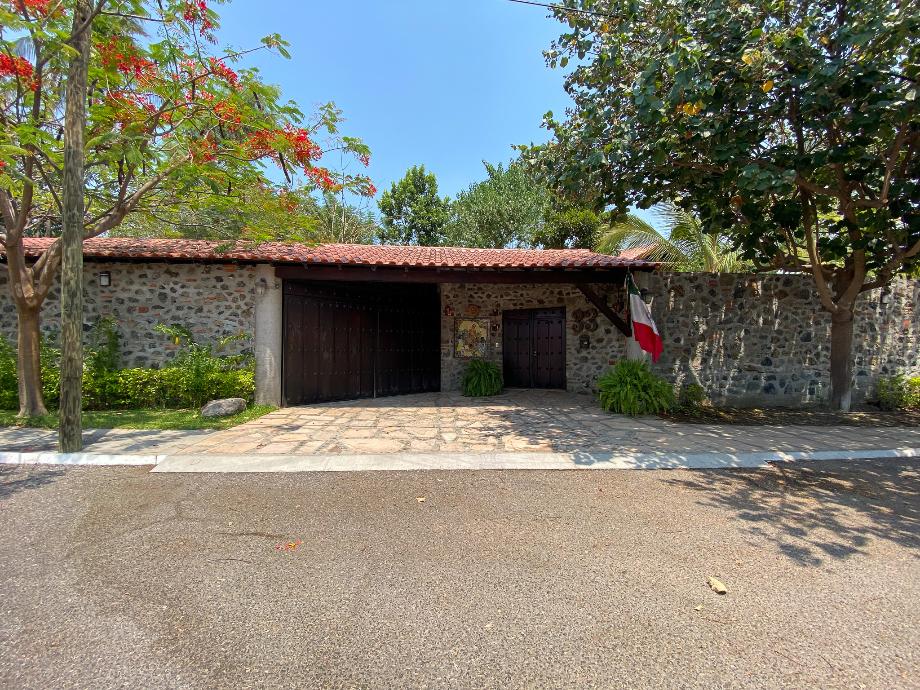 Imagen de casa en venta en club de golf santa fe, xochitepec, morelos