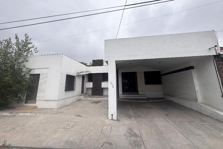 Imagen de casa en venta en jardines del valle, saltillo, coahuila