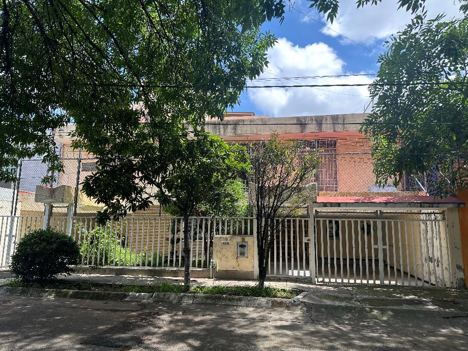 Imagen de casa en venta en lomas del country, guadalajara, jalisco