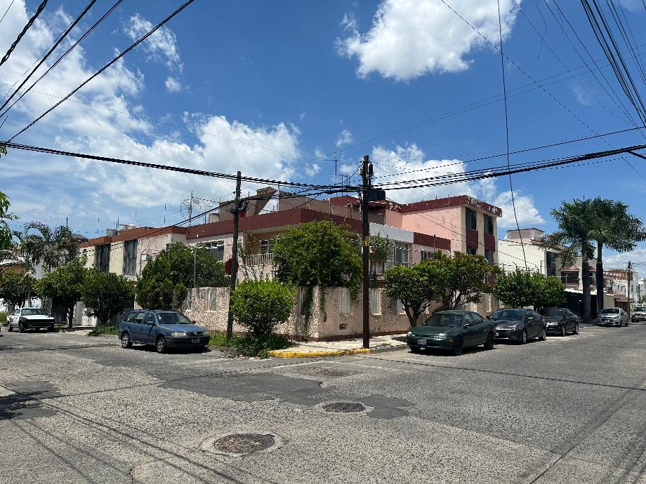 Imagen de casa en venta en lomas del country, guadalajara, jalisco