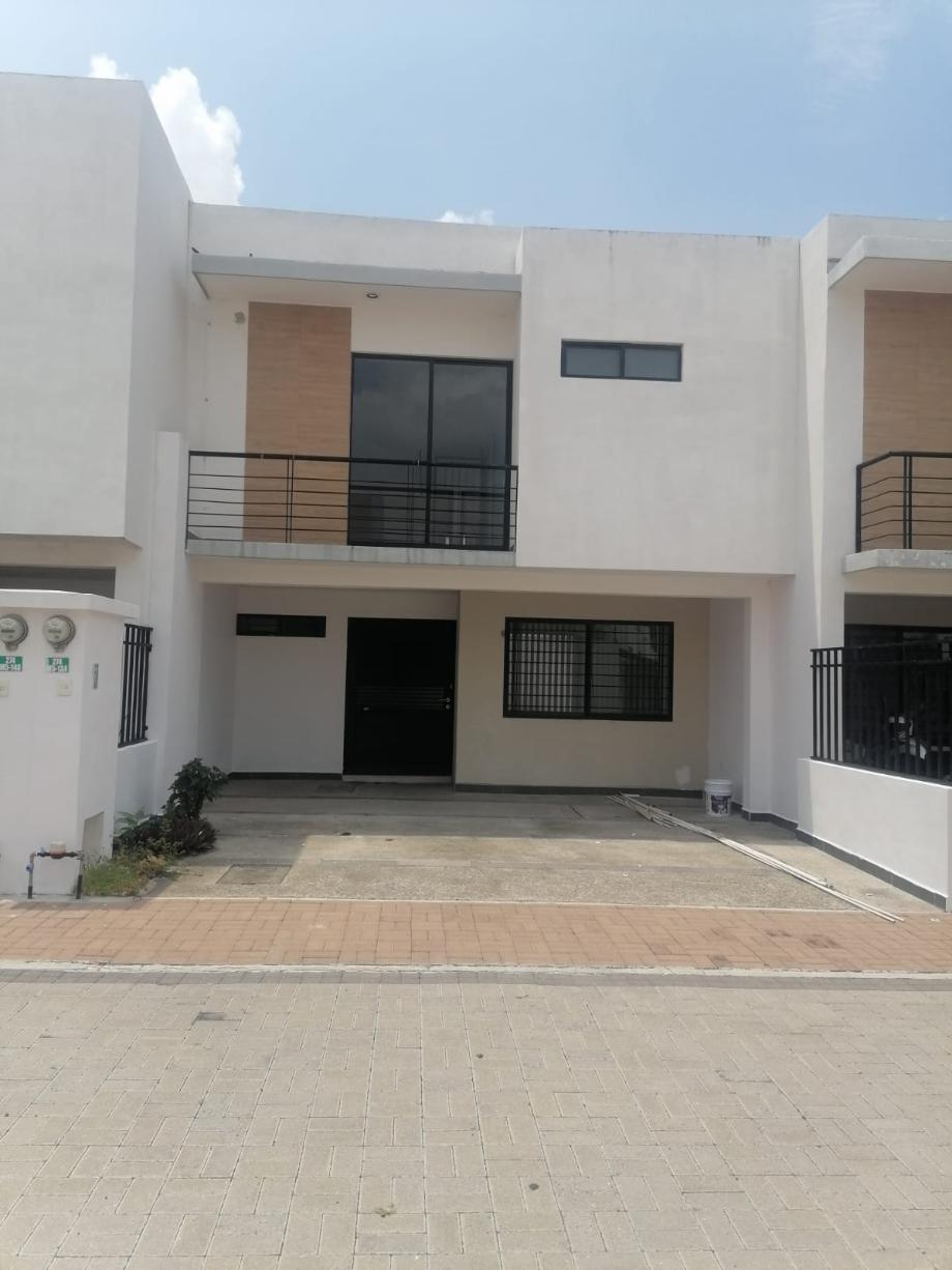 Imagen de casa en renta en cipreses, salamanca, guanajuato