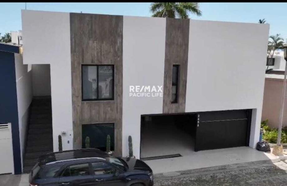 Imagen de casa en venta en zona dorada, mazatlán, sinaloa