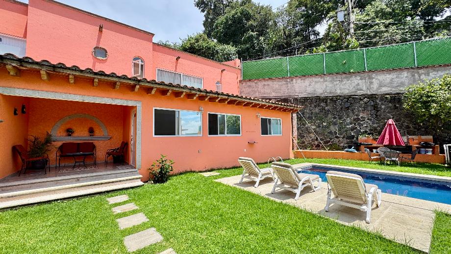Imagen de casa en venta en santa maría ahuacatitlán, cuernavaca, morelos