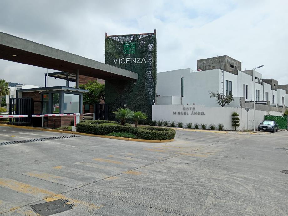 Imagen de casa en renta en bosques de santa anita, tlajomulco de zúñiga, jalisco