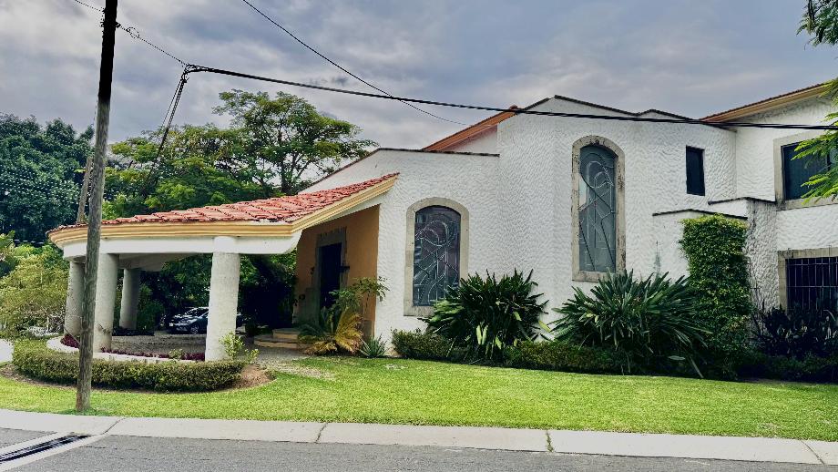 Imagen de casa en venta en lomas de cocoyoc, atlatlahucan, morelos