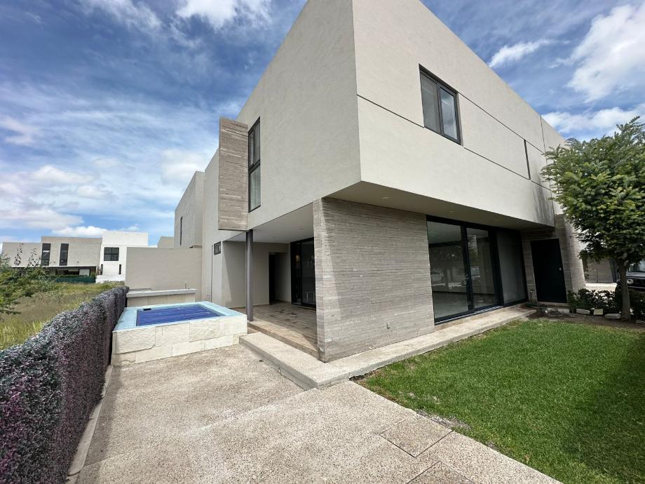 Imagen de casa en renta en el campanario, querétaro, querétaro