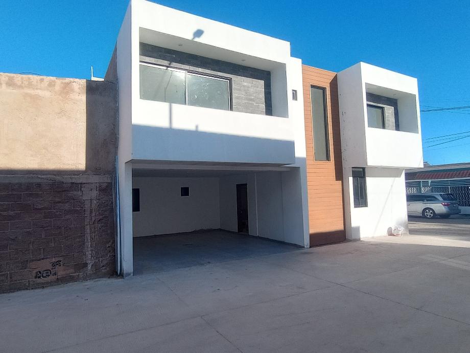 Imagen de casa en venta en iv centenario, durango, durango