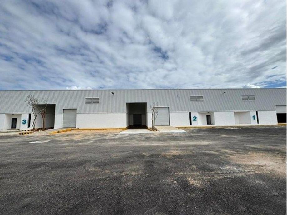 Imagen de bodega en renta en ampliación tixcacal opichen, mérida, yucatán