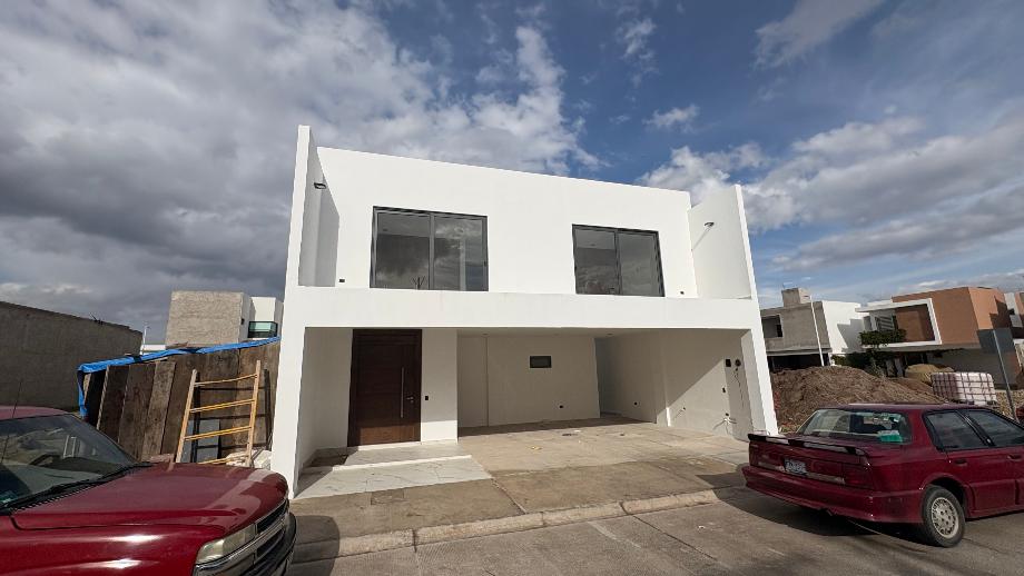 Imagen de casa en venta en senderos, durango, durango