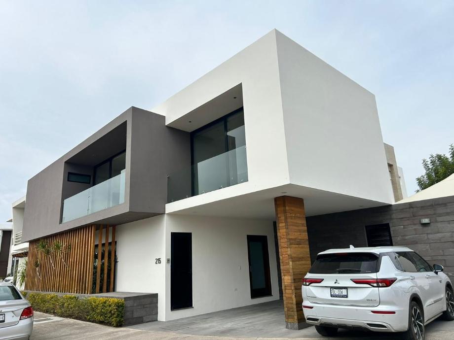 Imagen de casa en renta en puerta de hierro, irapuato, guanajuato