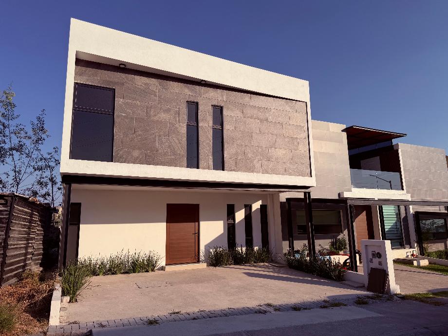 Imagen de casa en venta en meseta altta homes, apaseo el grande, guanajuato