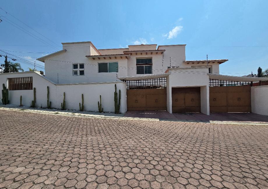 Imagen de casa en venta en fraccionamiento villas del mesón, querétaro, querétaro