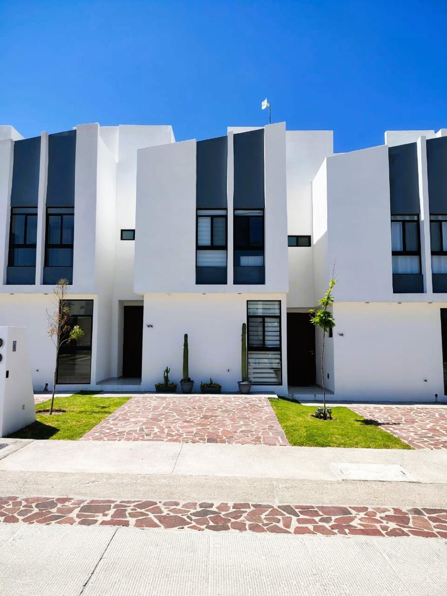 Imagen de casa en venta en fuentes de balvanera, apaseo el grande, guanajuato
