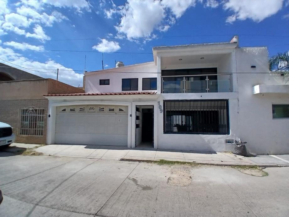 Imagen de casa en venta en los fuentes, durango, durango