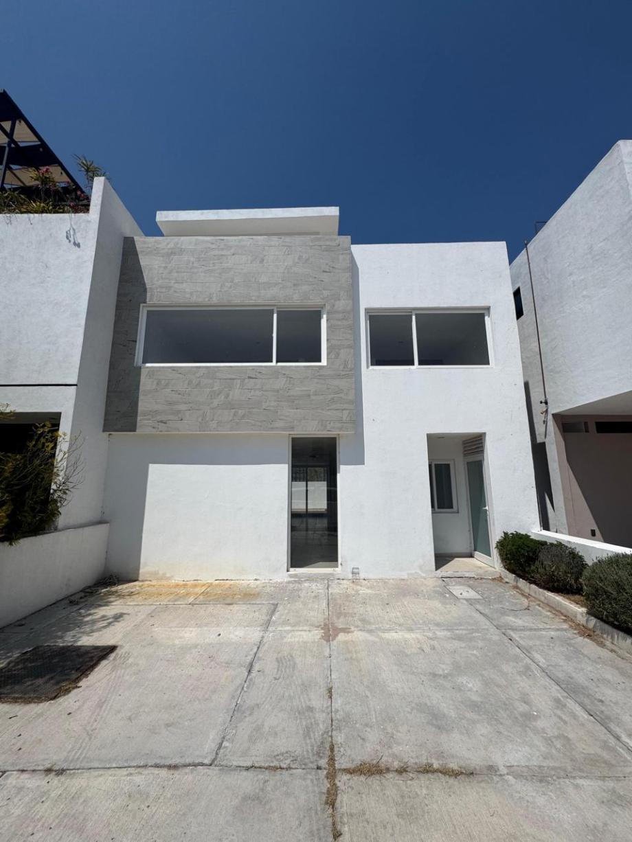 Imagen de casa en renta en cañadas del arroyo, corregidora, querétaro
