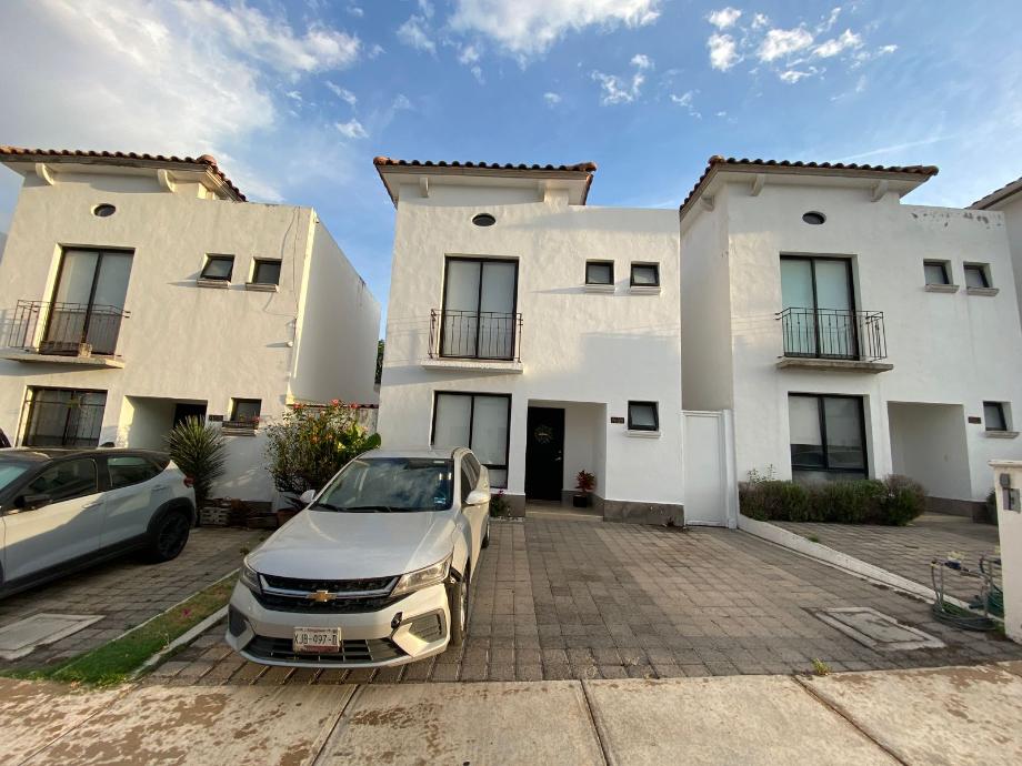 Imagen de casa en renta en san isidro, querétaro, querétaro