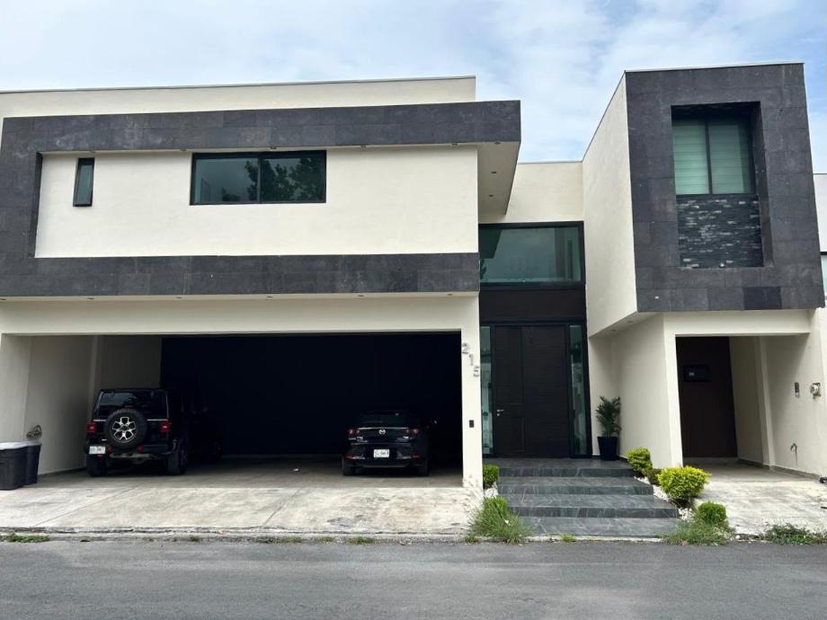Imagen de casa en venta en el uro, monterrey, nuevo león
