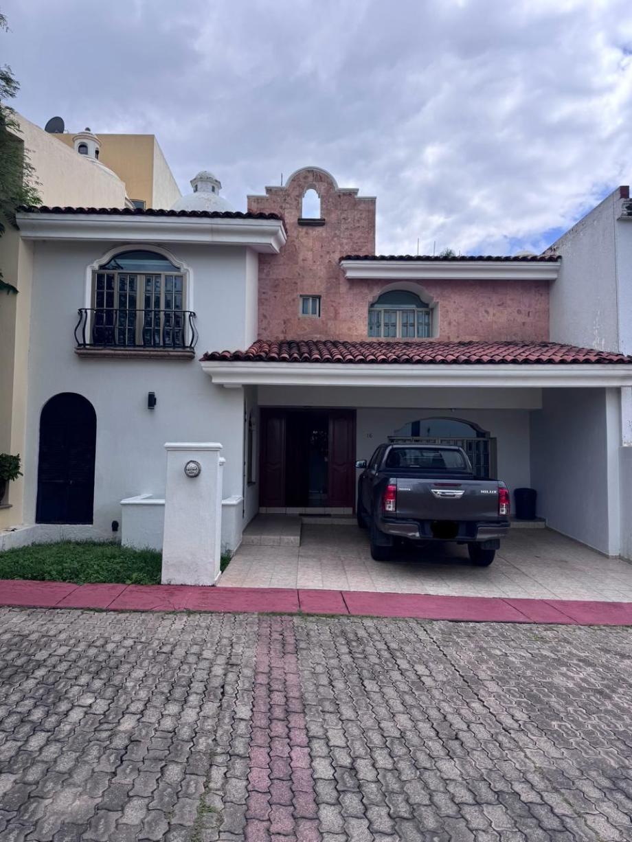 Imagen de casa en venta en los robles, zapopan, jalisco
