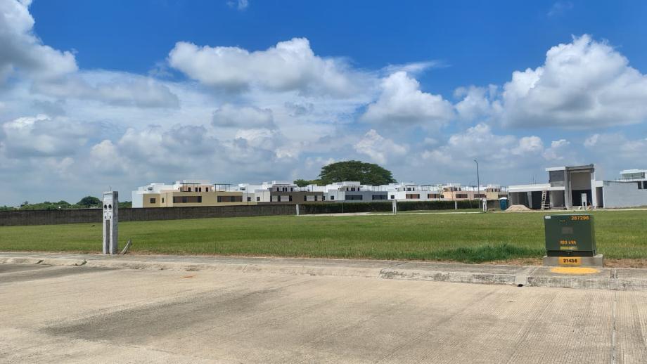 Imagen de terreno en venta en plutarco elias calles cura hueso, centro, tabasco