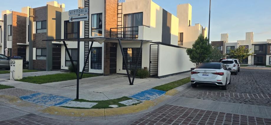 Imagen de casa en renta en prados verdes, salamanca, guanajuato