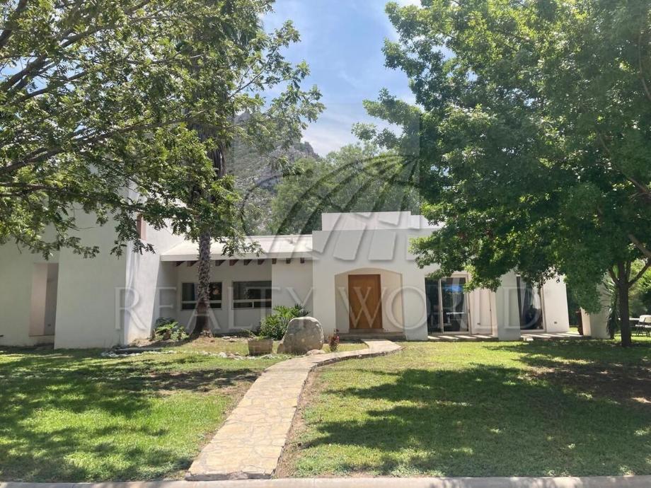 Imagen de casa en renta en los nogales, santa catarina, nuevo león